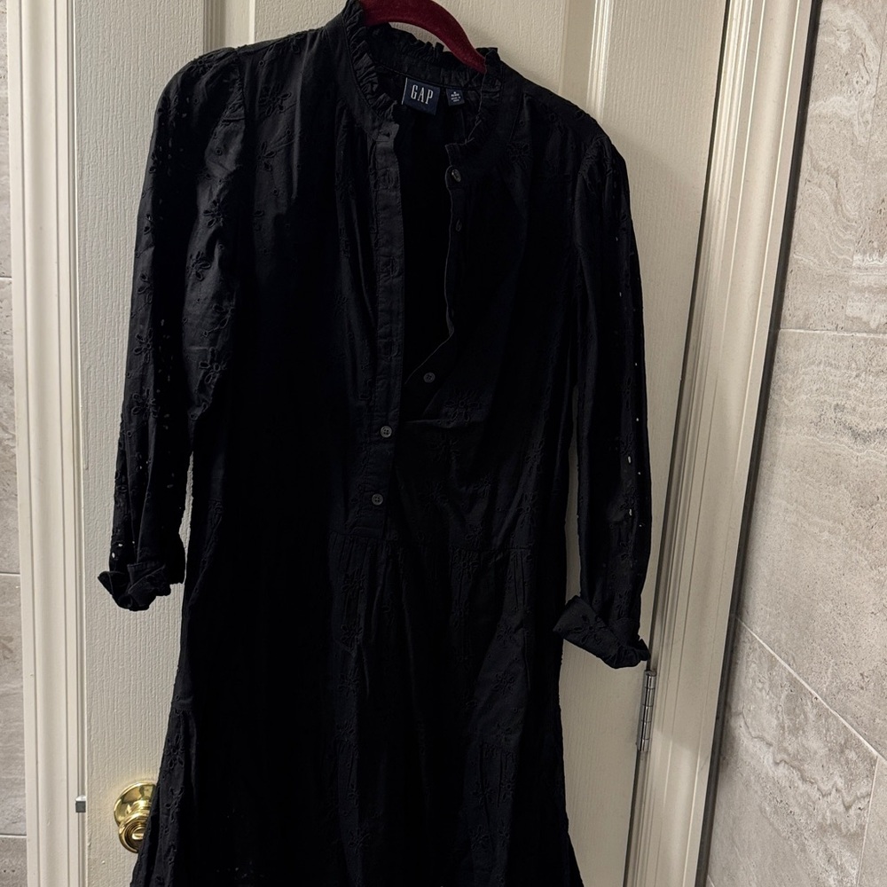 GAP Classic Black Eyelet Button-Up Dress with Long Sleeves